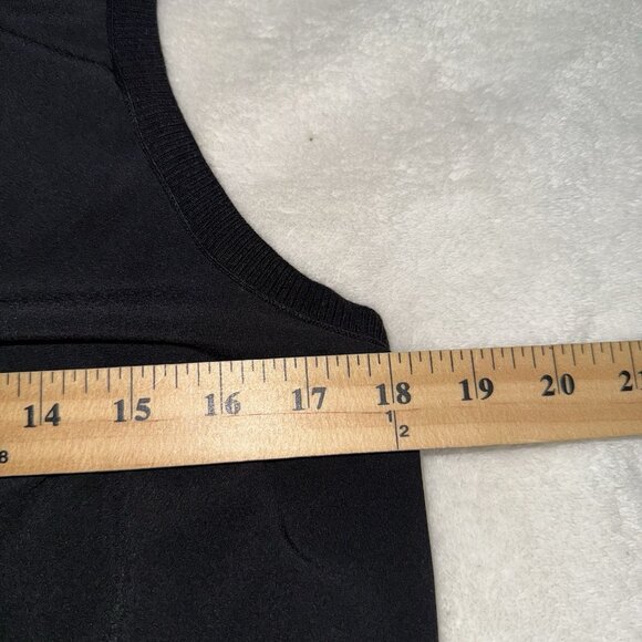 Athleta Women’s Dress Performance Athletic size med - Picture 3 of 7